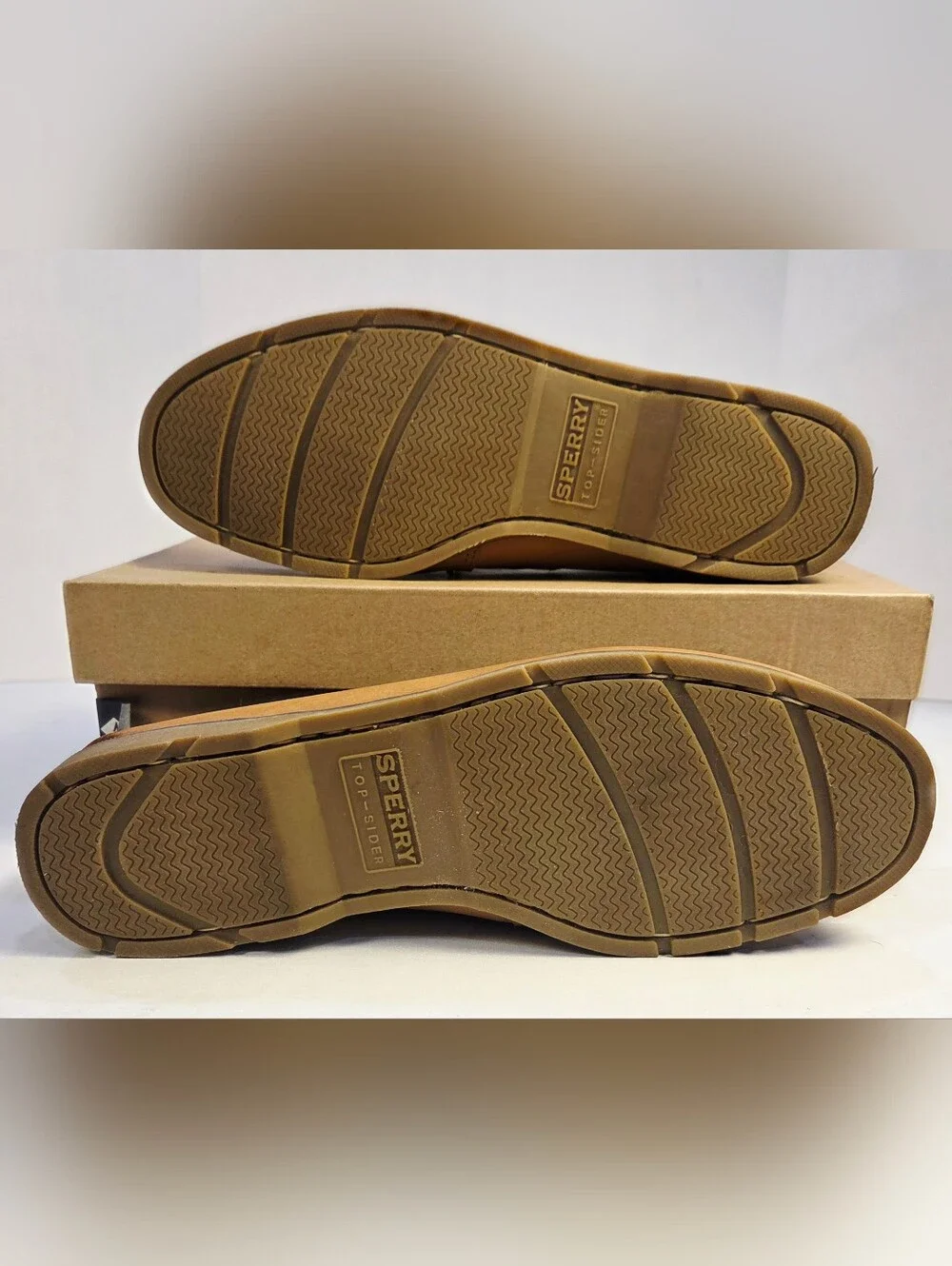 Sperry Men's Tan Leather Boat Shoes